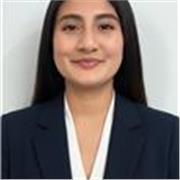 Psicóloga brinda clases de psicología y orientación emocional a estudiantes y familias