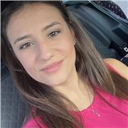 Laureata in master in materia umanistiche offre aiuto compiti a bambini e ragazzi di scuole elementari, medie e superiori.