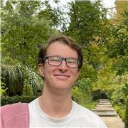 Clases de programación en los lenguajes Java y Python y páginas web en HTML, CSS y JavaScript con 4 años de experiencia