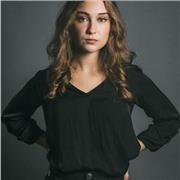 Donne des cours de français, philosophie, entraînement à l’oral de français, grand oral et entretiens. Cours en distanciel