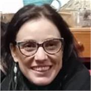 Docente in Arte, Storia e Geografia. Impartisce lezioni on line