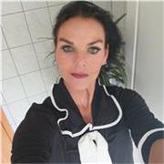 Lehrkraft/ Tutorin für Englisch (Klasse 5-10 H/R &G), Deutsch (Klasse 5-10 H/R & G) und Mathe (5-8H/R). Seit 25 Jahren Lehrkraft??
