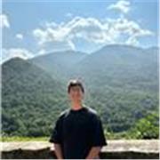 Computer science tutor teaching in Spanish or English.