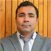 Bilingual Instructor Connecting Language Learning with Global Understanding