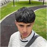 “Soy estudiante de Licenciatura en Educación Física con experiencia en entrenamiento deportivo y trabajo con niños y jóvenes. Ofre