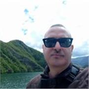 Laureato in ingegneria vecchio ordinamento impartisce lezioni in materie (matematica, fisica, chimica, geometria, ecc.)