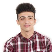 Profesor de matemáticas imparte clases a todas las edades. ESTUDIANTE DE INGENIERÍA