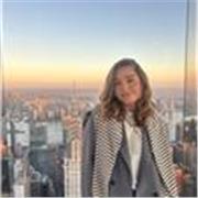 Profesional de marketing digital con más de 6 años de experiencia, con un enfoque práctico y orientado a resultados.