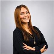 Biology specialist with experience teaching Science for different group years, considering chemistry and physics as well.