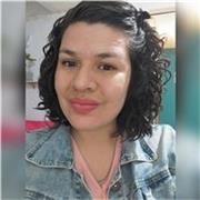 Profesora de dibujo Técnico para estudiantes de secundario o universitarios