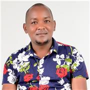 An English tutor who handles students of all ages to English proficiency and professional levels.