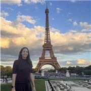 Doy clases de refuerzo en asignaturas como economía, FOL…