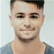 24 anni,Laureando in fisica con forte passione per l'aiuto didattico in matematica e fisica per ragazzi di qualsiasi età