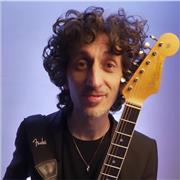 Lezioni di chitarra moderna elettrica, acustica, classica (Rock, Pop, Blues,)