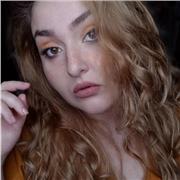 Studentessa universitaria offre aiuto compiti e ripetizioni di inglese e materie umanistico/letterarie