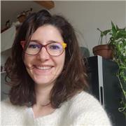 Super Prof ultra dynamique✨
à domicile ou en visio donne des cours de langues vivantes (Allemand, Anglais niveau C2 pour niveau Bac et concours IEP) et espagnol niveau B2.
Culture générale, pour préparation aux concours des IEP.