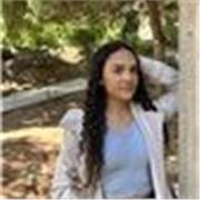 Hola, soy Anais y tengo 16 años, me encanta cuidar niños y ayudarlos con sus tareas. Soy responsable estoy disponible este verano.