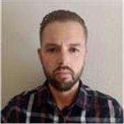 Profesor de informática apto para todas las edades y niveles