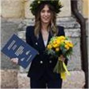 Laureata in Economia Aziendale disponibile per aiuto compiti!