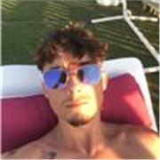 Entrenador personal listo para enfrentar cualquier reto y hacer que mi alumno/a esté totalmente satisfecho con el resultado.