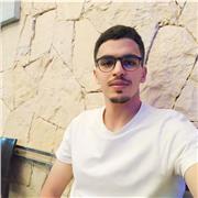 Professeur expérimenté offre des cours particuliers de chimie.