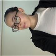 Auxiliar de enfermería, clases a niños de primaria 