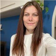 Offro lezioni private di inglese e aiuto compiti per medie e liceo