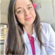 Enseignante diplômée et passionnée, propose des cours adaptés aux besoins de chaque élève. 