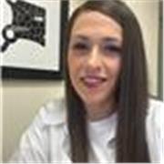 Titulada universitaria, con mucha capacidad de conectar con las necesidades de los alumnos, además, conozco muchas materias