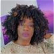 Pues siendo nativa en un pais de habla hispana, me defino como una herramienta que ayuda a impulsar en el aprendizaje de idiomas 