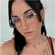 Encantada de cuidar niños, ayudarles en sus trabajos y en todo lo que me pidan!