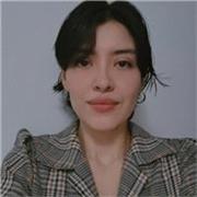 Profesora de inglés apta para todas las edades y niveles. Refuerza tu inglés de forma práctica y sencilla 🌸