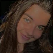 El francés es uno de mis idiomas natales. Ofrezco clases de francés que sean divertidas y que los alumnos aprendan mientras juegan