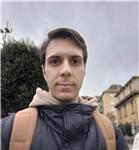 Laureando in ingegneria aerospaziale impartisce lezioni di fisica (elettromagnetismo) per studenti di scuole superiori