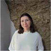 Profesora titulada en Psicología, con experiencia en Orientación Laboral, docencia, técnicas de estudio, atención a NEAE y tallere