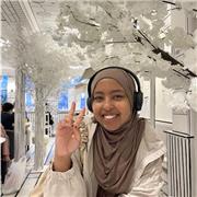 I am an enthusiastic, adaptable teacher dedicated to fostering student growth. My lessons cater to primary school students.