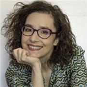 Sono una Grafica la cui professionalità è maturata in trentaquattro anni di esperienza nel settore.