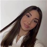 Profesora de Lengua Castellana y Literatura apta para dar clase a niños de Primaria