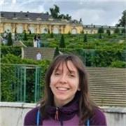 Studentessa di Medicina con C1 in inglese offre ripetizioni online di scienze, matematica e inglese per medie e superiori