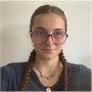 Étudiante en histoire de l’art et archéologie qui cherche un job auprès de plus jeunes. Bonne élève, sérieuse et motivée