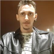 Ciao mi chiamo Antonio e sono ensegnante di inglese e portoghese