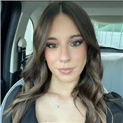 Neolaureata in lingue straniere offre lezioni di italiano, inglese e tedesco a bambini, ragazzi e adulti.