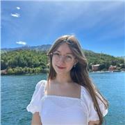 History student with private tutoring experience. Achieved grade A in History A level and currently studying at university.