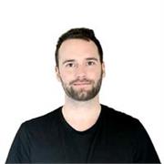 English language teacher and writer, passionate about helping others to improve their conversational skills