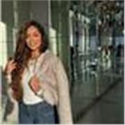 Profesora por cuenta ajena impartiendo clases particulares a niños en mi pueblo con 2 años de experiencia. 