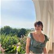 Diplomata al liceo linguistico, studentessa universitaria propone ripetizioni di inglese e francese per tutte le età.
