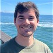 Graduado en enseñanzas profesionales imparte clases de piano, improvisación y/o teoría musical adaptadas a las necesidades y nivel