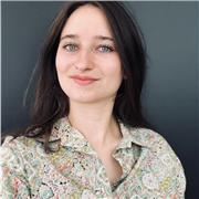 Je donne des cours pour les matières enseignées en primaire, collège et lycée ! Concernant les langues, anglais et espagnol !