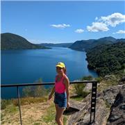 Studentessa universitaria in lingue moderne, offro ripetizioni a classi elementari e medie