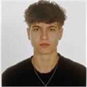 Profesora de inglés apta para colegios de primaria.